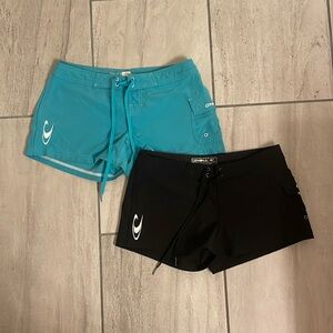 2-PACK Women’s Size 0 O’Neill Hyperfreak Boardshorts in Blue and Black
